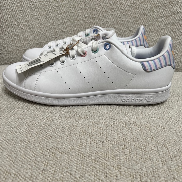 ADIDAS WOMEN STAN SMITH - Picture 1 of 5